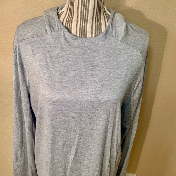 NWT Gaiam Hooded Top Large Grey Long Sleeved Hoodie Athletic Fitness Slim Fit - Picture 3 of 15